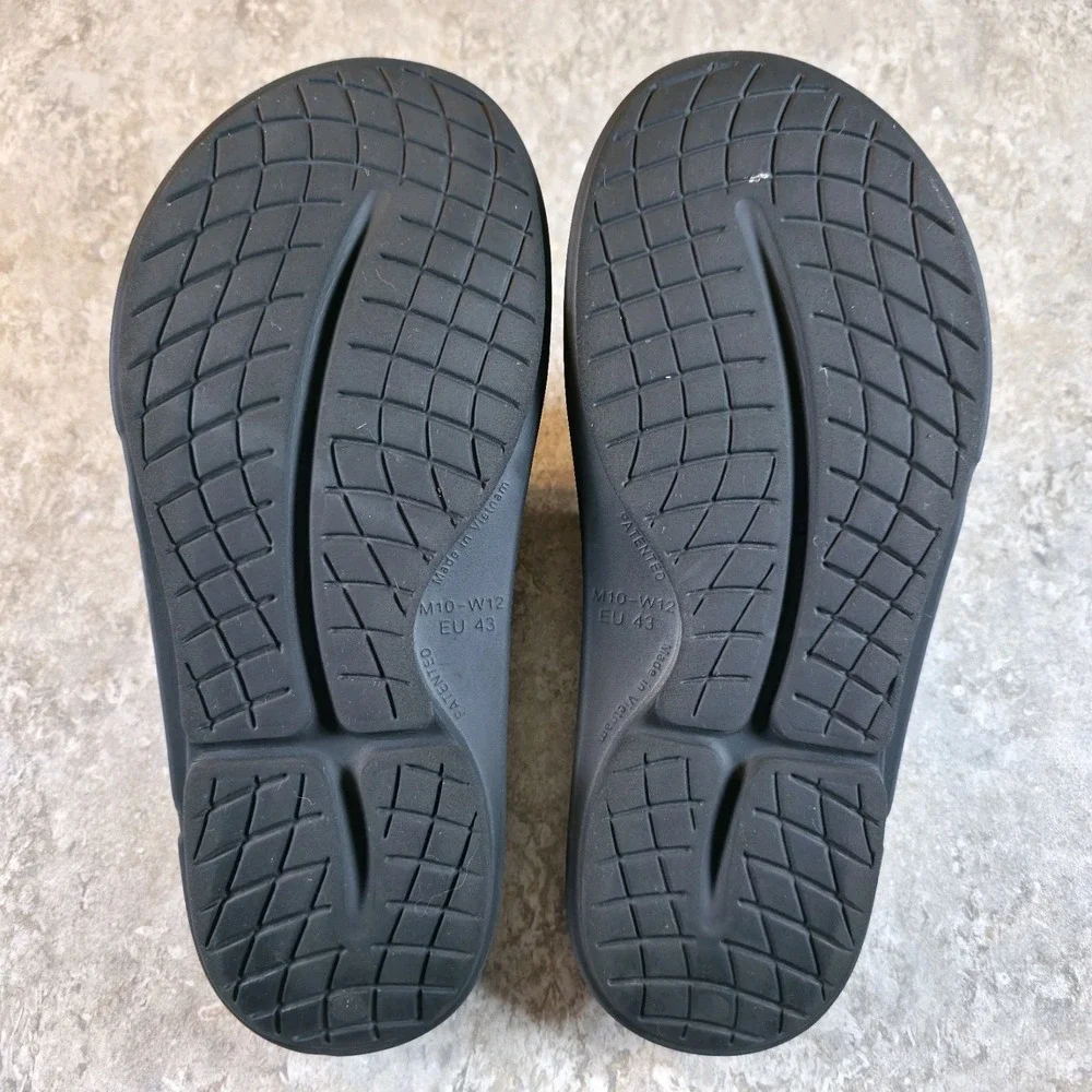 Oofos OOahh Sport Flex Mens Size 10 Black Walking Outdoor Recovery Slide Sandals